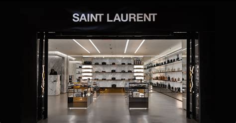 st laurent at the galleria